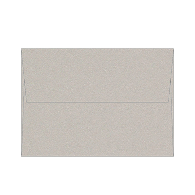 Curious Metallics Enveloppen