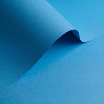 gekleurd papier Olin Colours Californian Blue 240g 700x1000mm ingeriemd FSC®